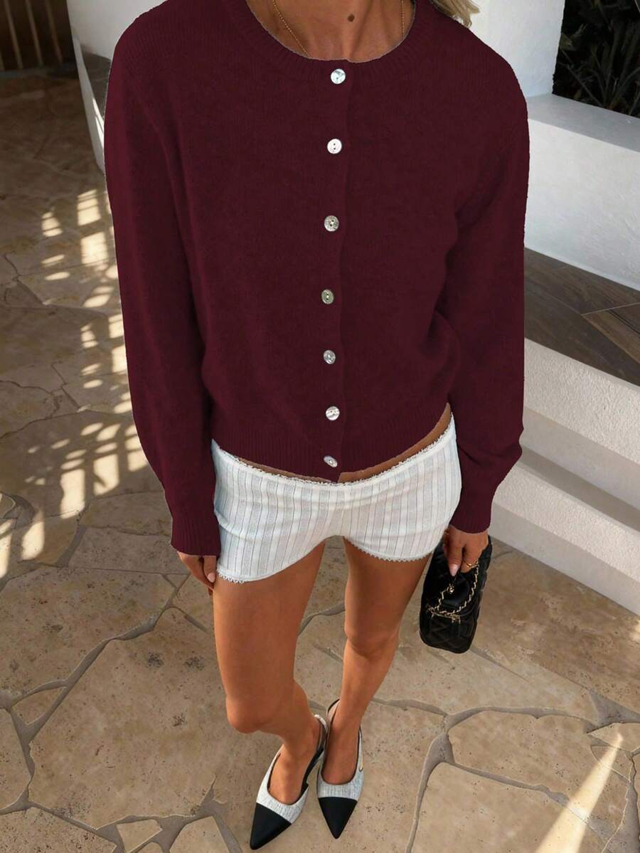 Damen Strickjacke Y2K Stil – Lässiger Rundhals Cardigan mit Knopfleiste für Alltag & Büro