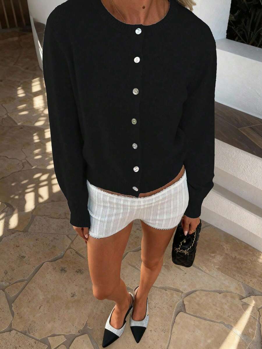 Damen Strickjacke Y2K Stil – Lässiger Rundhals Cardigan mit Knopfleiste für Alltag & Büro